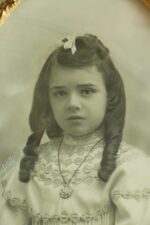 Altın Yaldızlı Ahşap Çerçeveli Antika Fotoğraf - Görsel 2