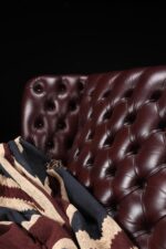 Chesterfield Wing Sofa - Görsel 3