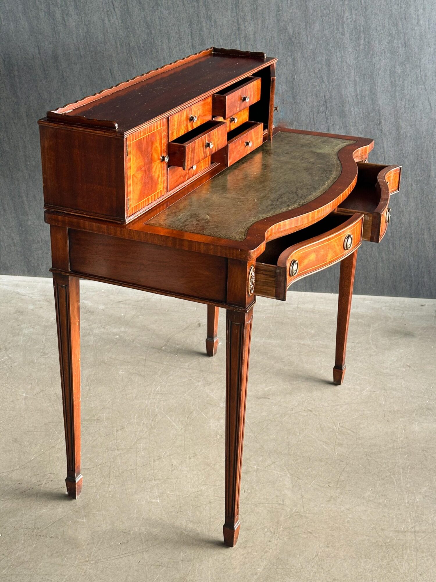 Sheraton Stili Yazı Masası - Görsel 4