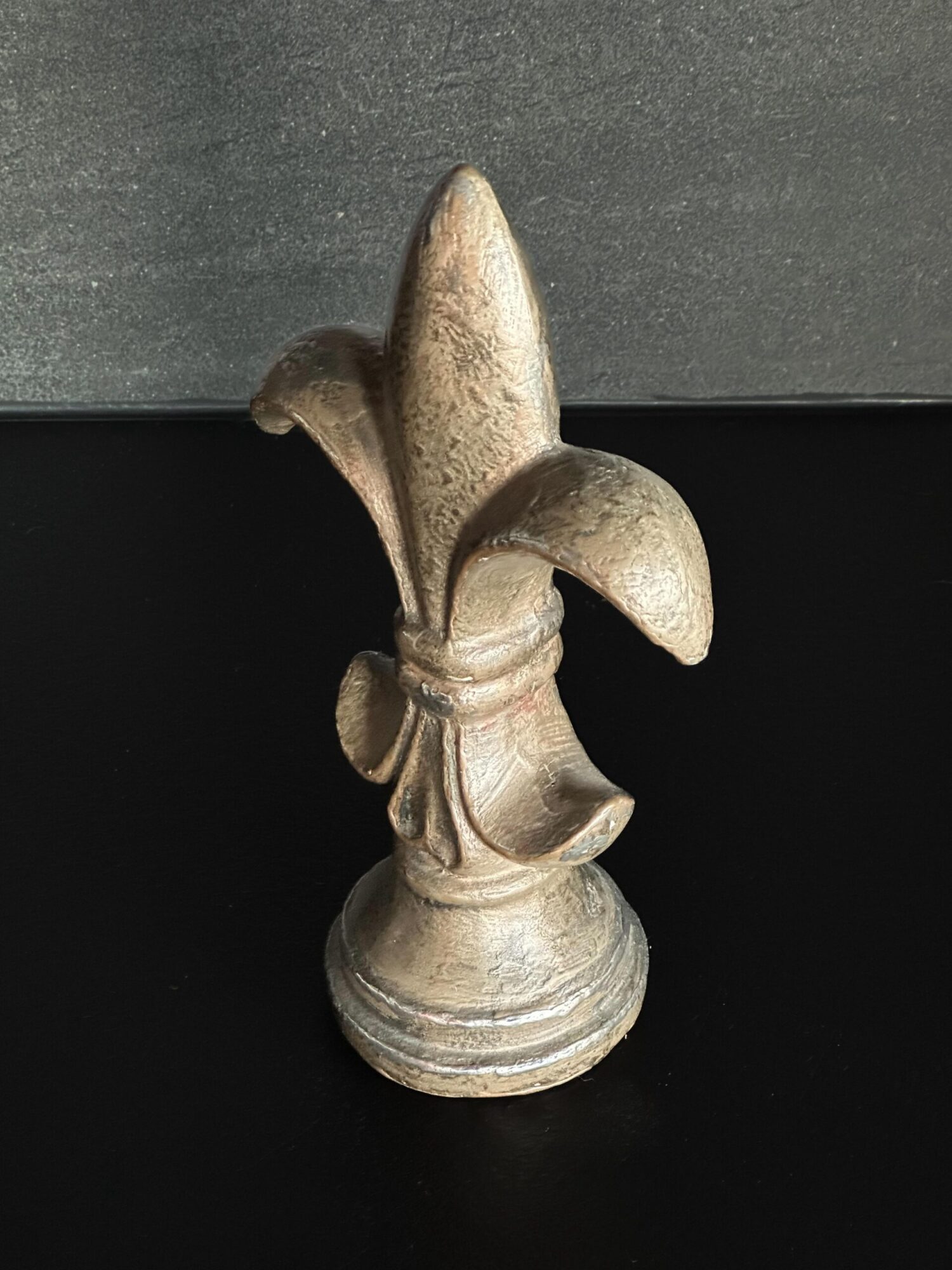 "Fleur de Lys" Figürü - Görsel 2