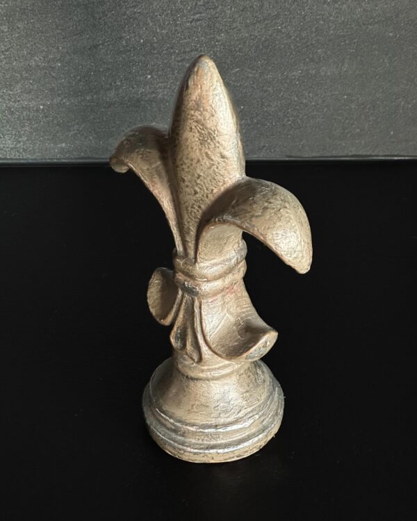 "Fleur de Lys" Figürü - Kod 3113