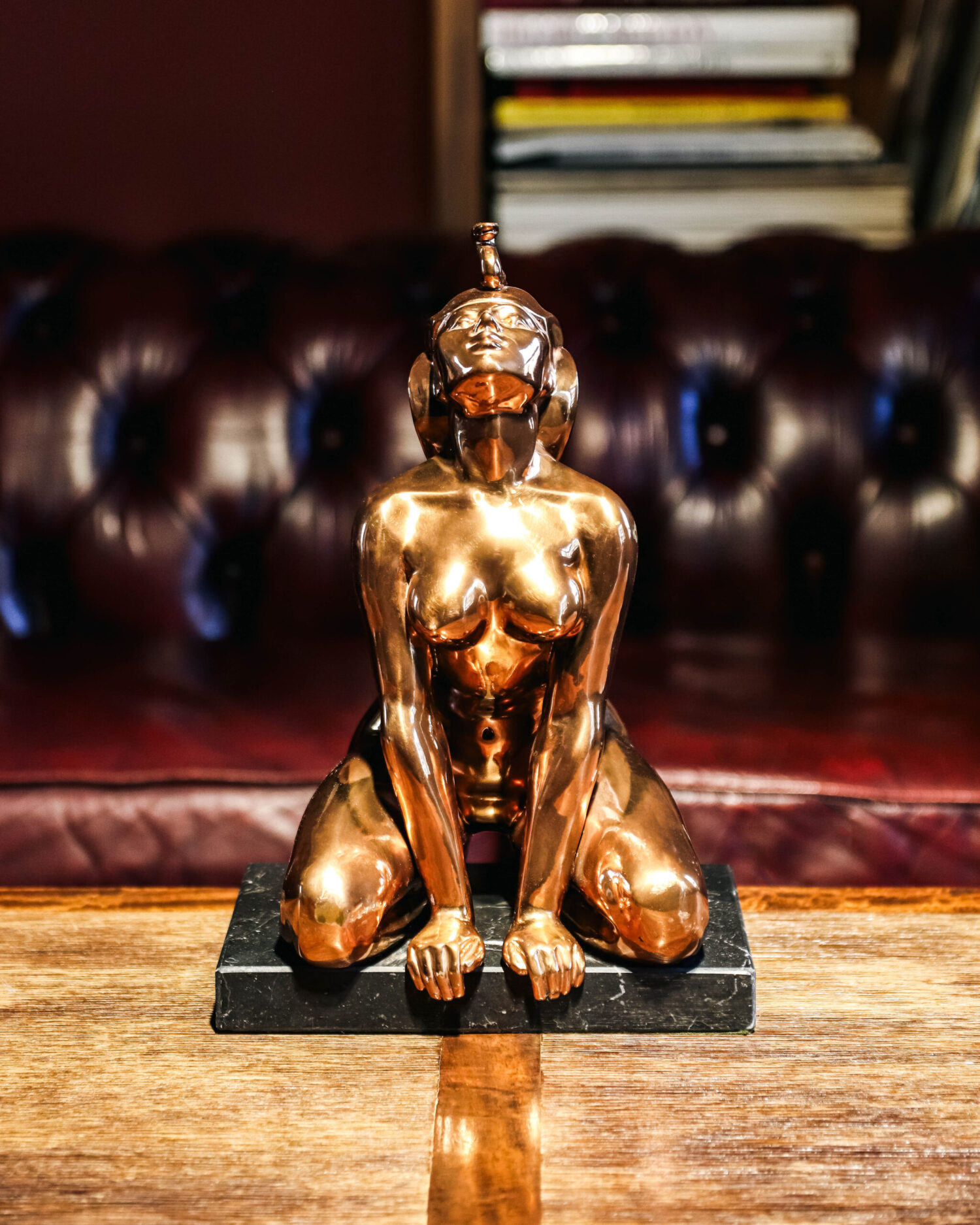 Bronz Diz Çökmüş Sfenks Heykeli - Görsel 1