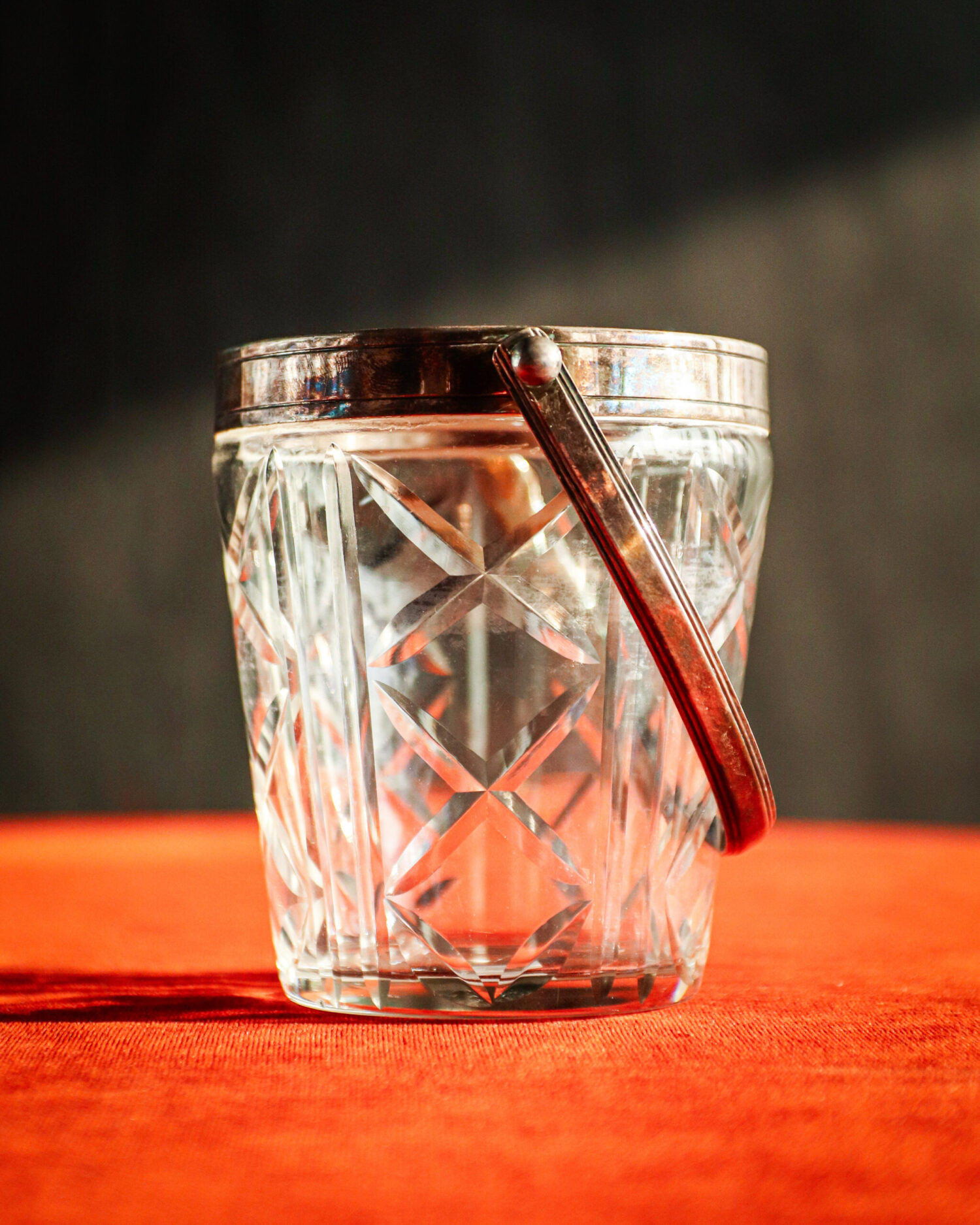 Gümüş Kaplama ve Kesme Cam Buz Kovası - Görsel 1