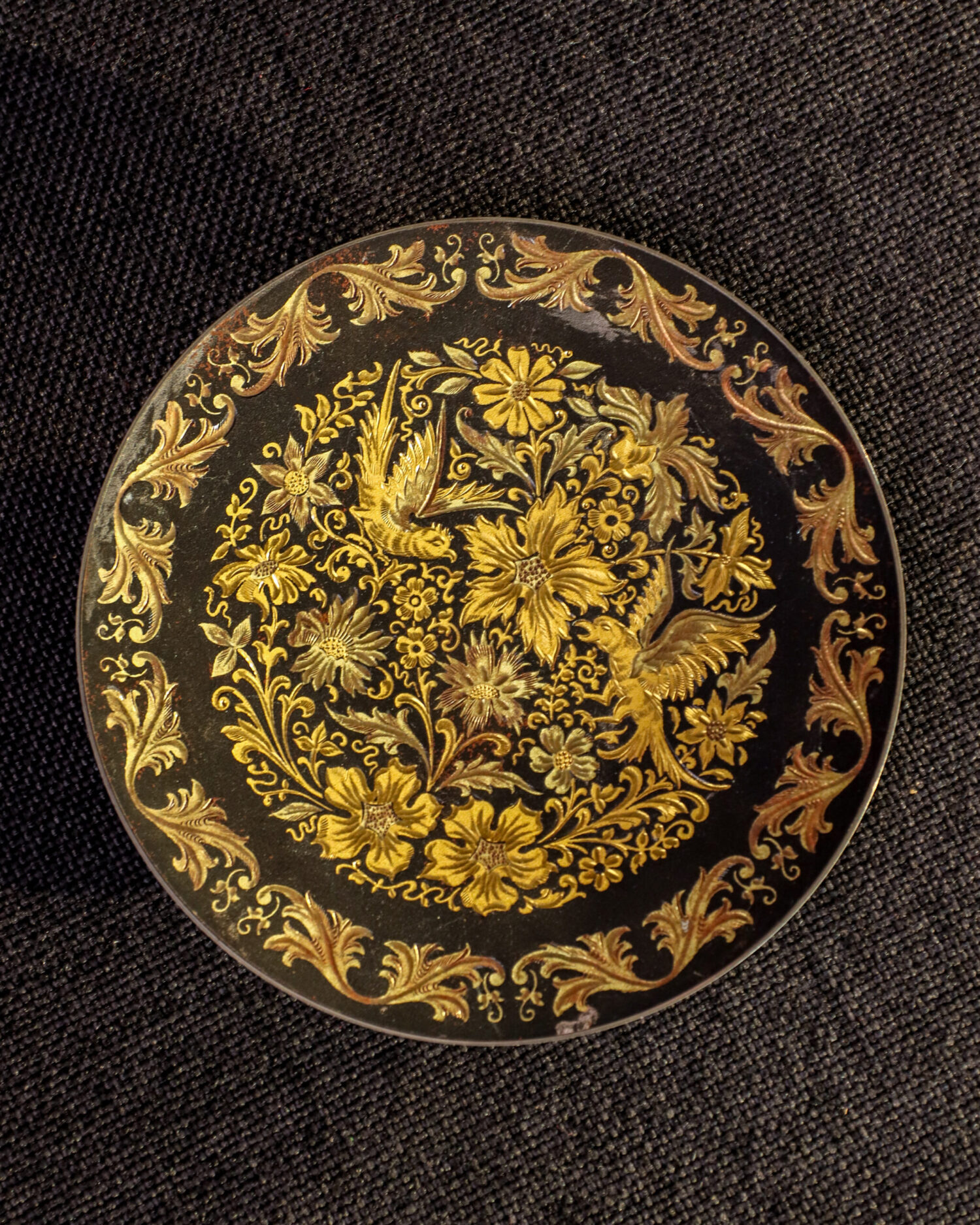 İspanyol Toledo Altın İşlemeli Tabaklar ve İki Vazo - Görsel 6