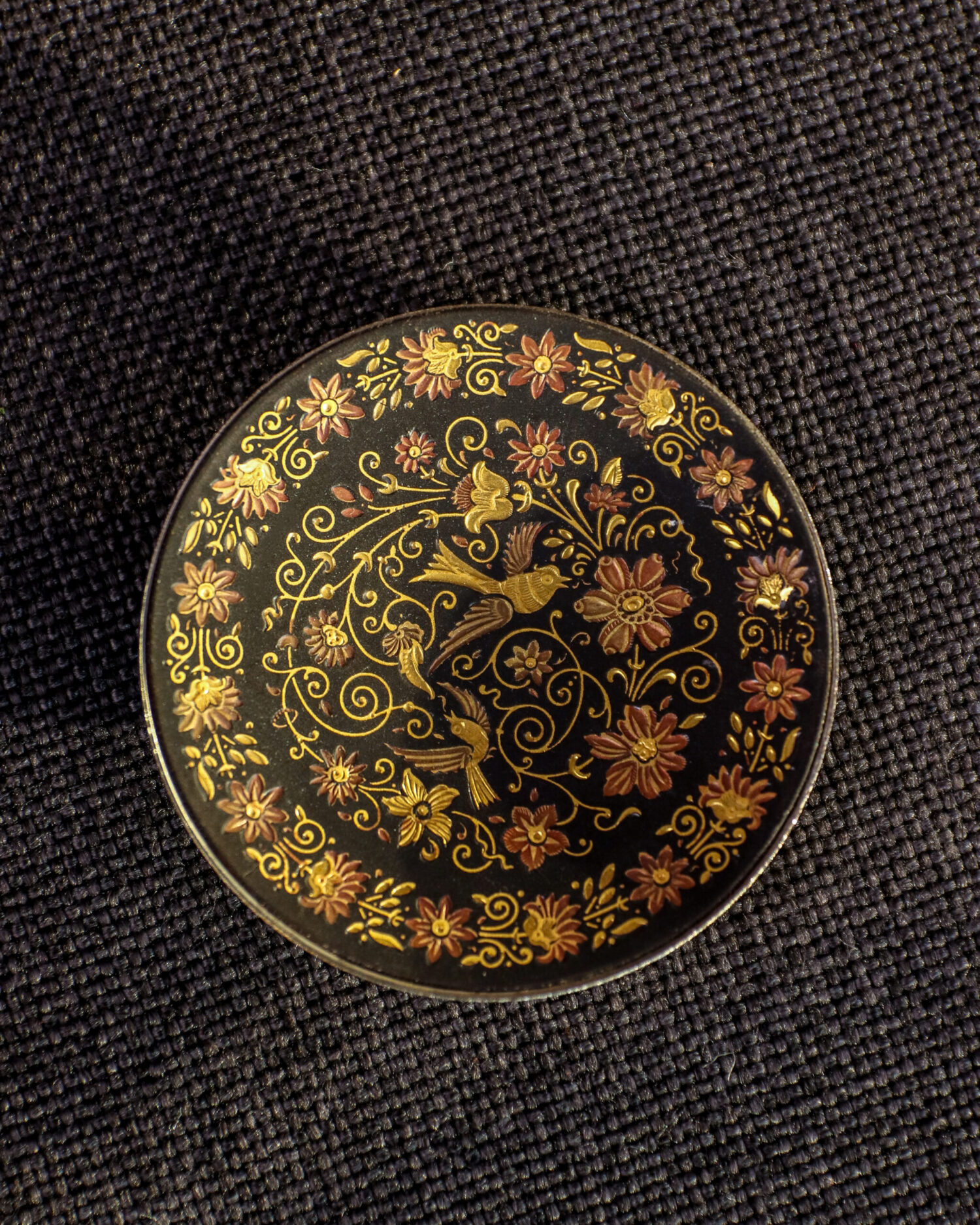 İspanyol Toledo Altın İşlemeli Tabaklar ve İki Vazo - Görsel 4