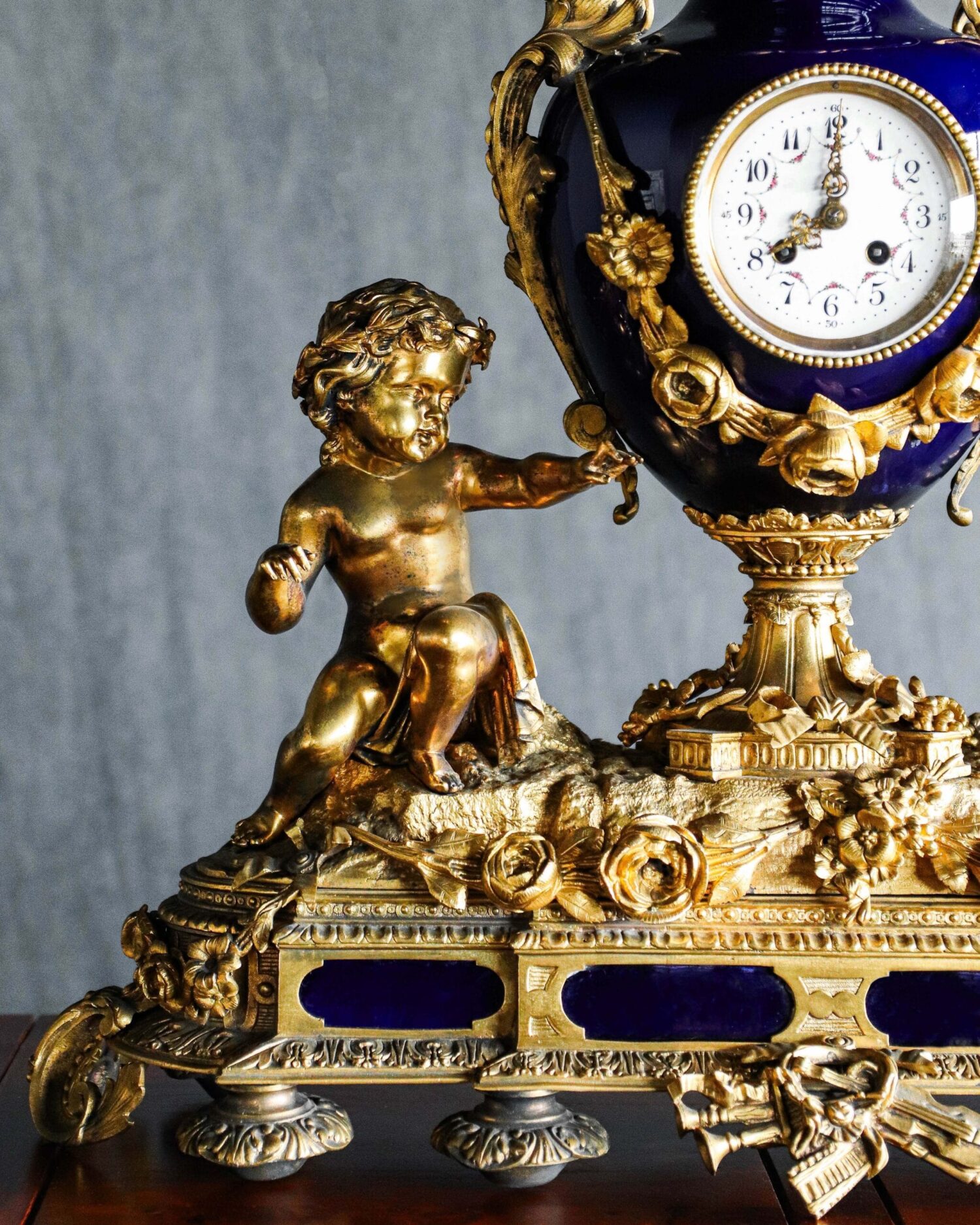 Porselen Saat ve Şamdan Takımı - Görsel 5