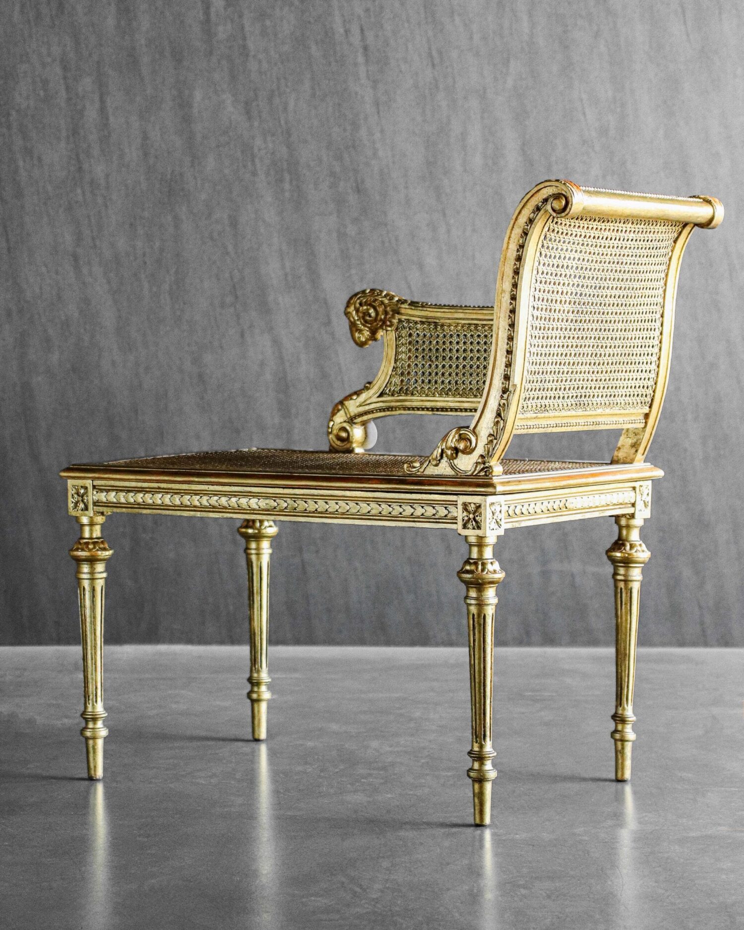 Altın Yaldızlı Banket - Görsel 3