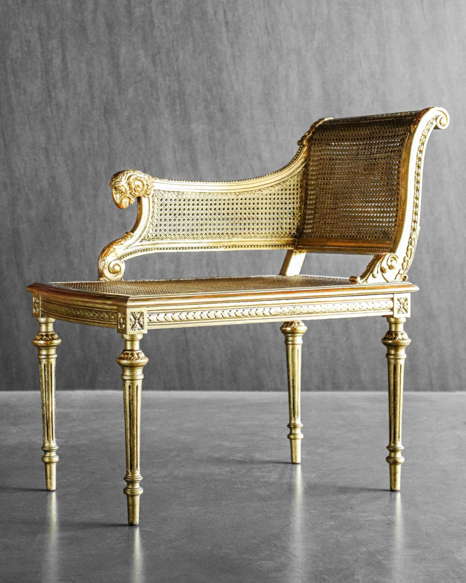 Altın Yaldızlı Banket - Görsel 4