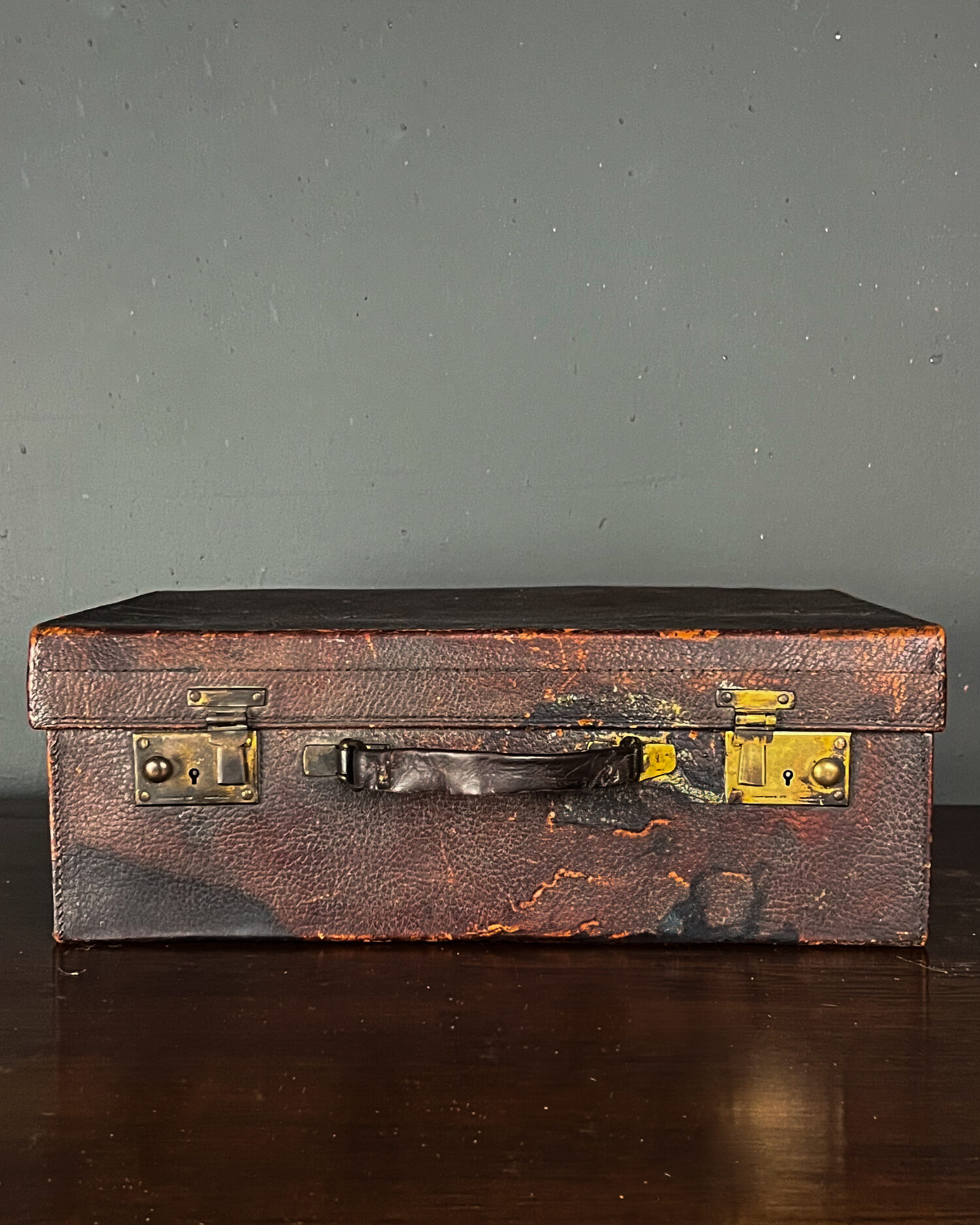 Vintage İngiliz Valiz - Görsel 1