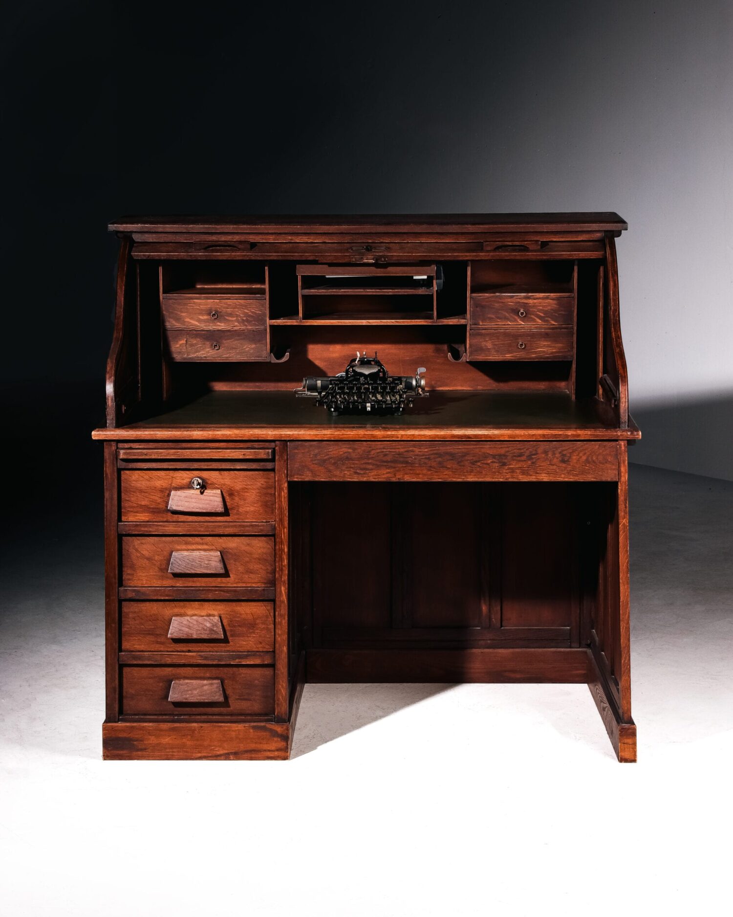 IMG_2724-scaled-1.jpg Storlu Çalışma Masası - Görsel 3