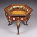 Antika, Fransız, Gül Ağacı & Porselen Teşhir Sehpası