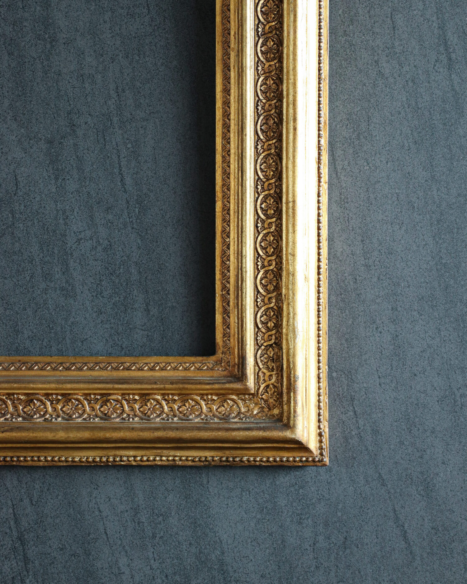 Altın Varaklı Ahşap Fransız Çerçeve - Görsel 2