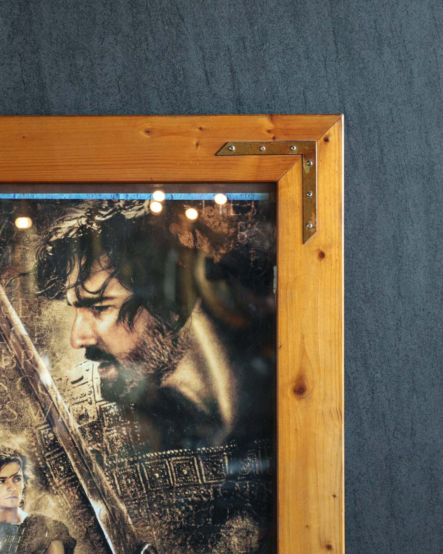 Orijinal Ahşap Çerçevesinde Film Afişi - Görsel 2