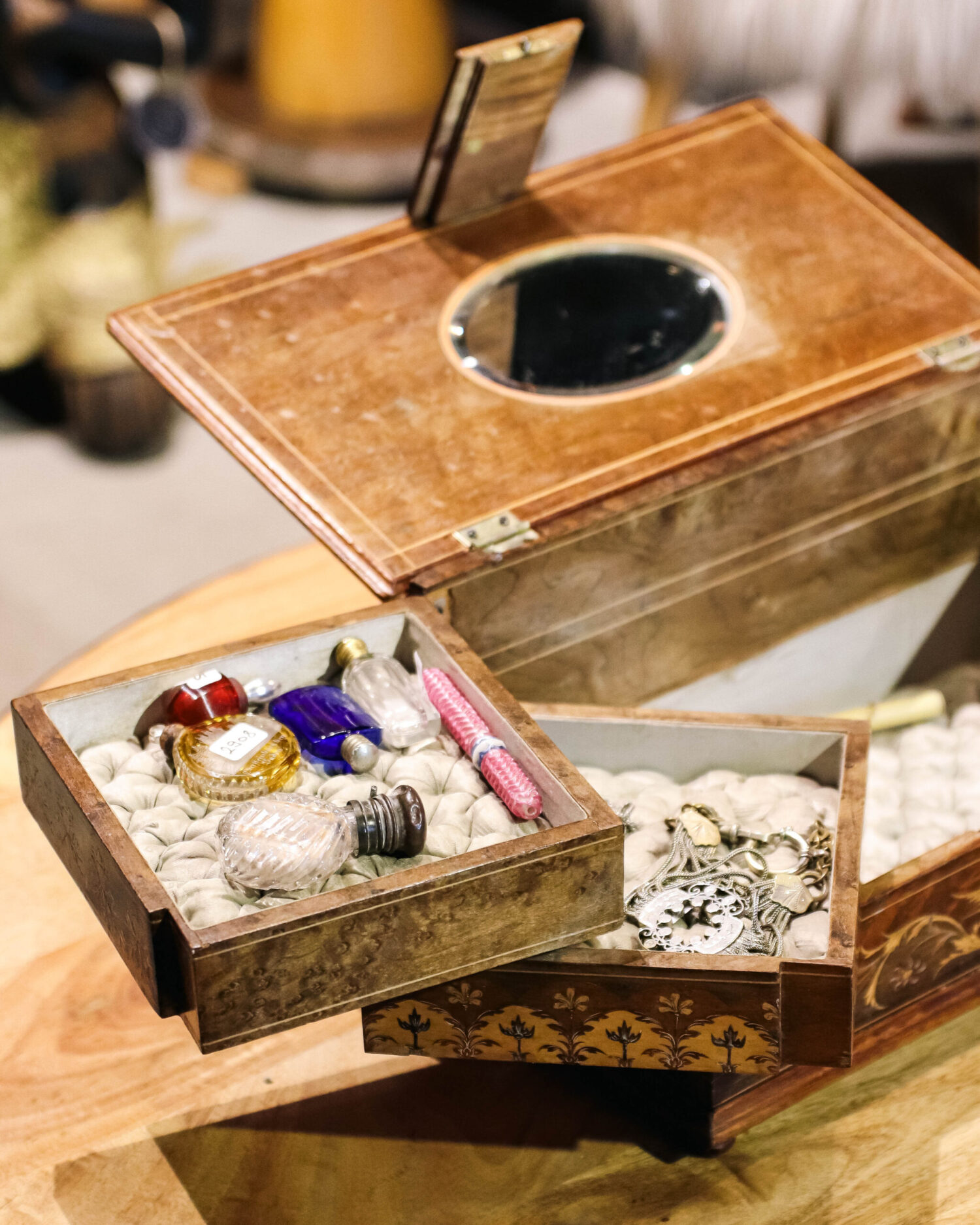 Kakmalı Mücevher Kutusu - Görsel 5