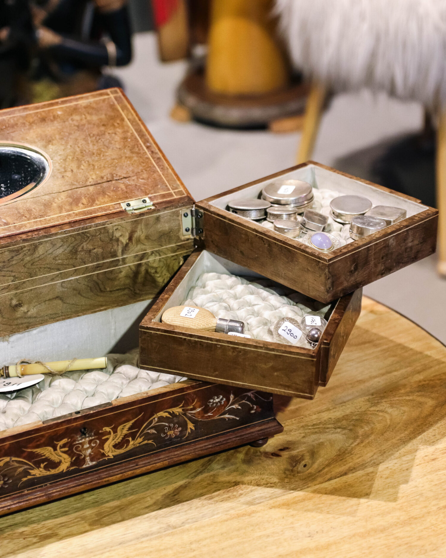 Kakmalı Mücevher Kutusu - Görsel 6