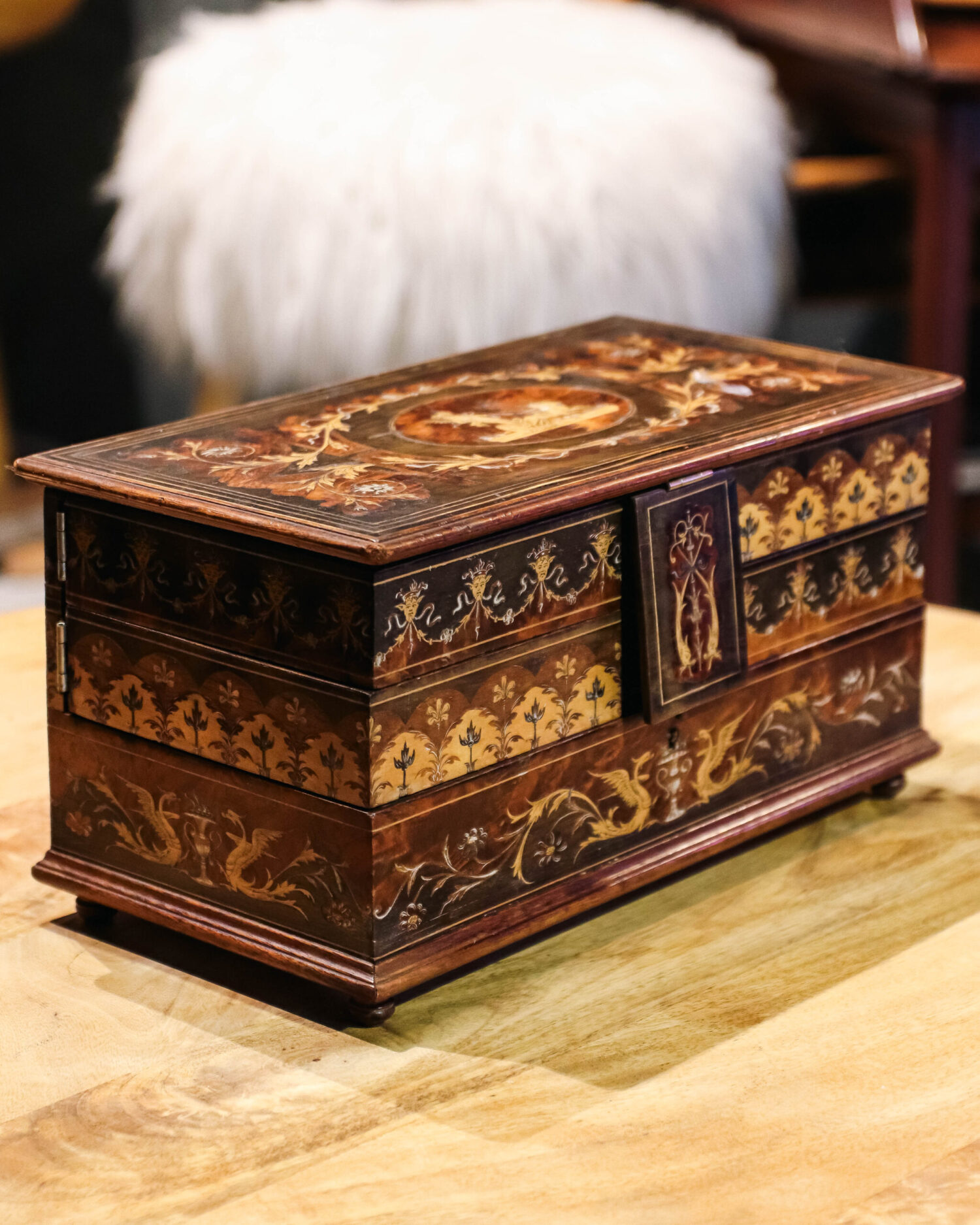 Kakmalı Mücevher Kutusu - Görsel 3