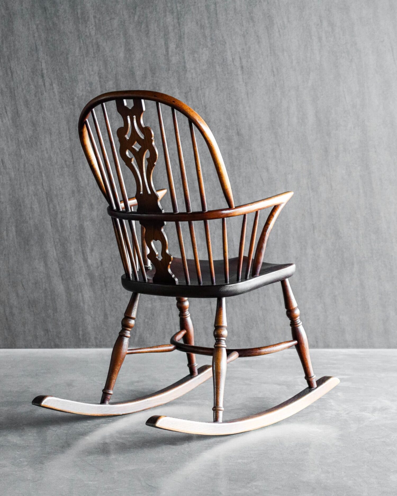 Windsor Sallanan Sandalye - Görsel 8