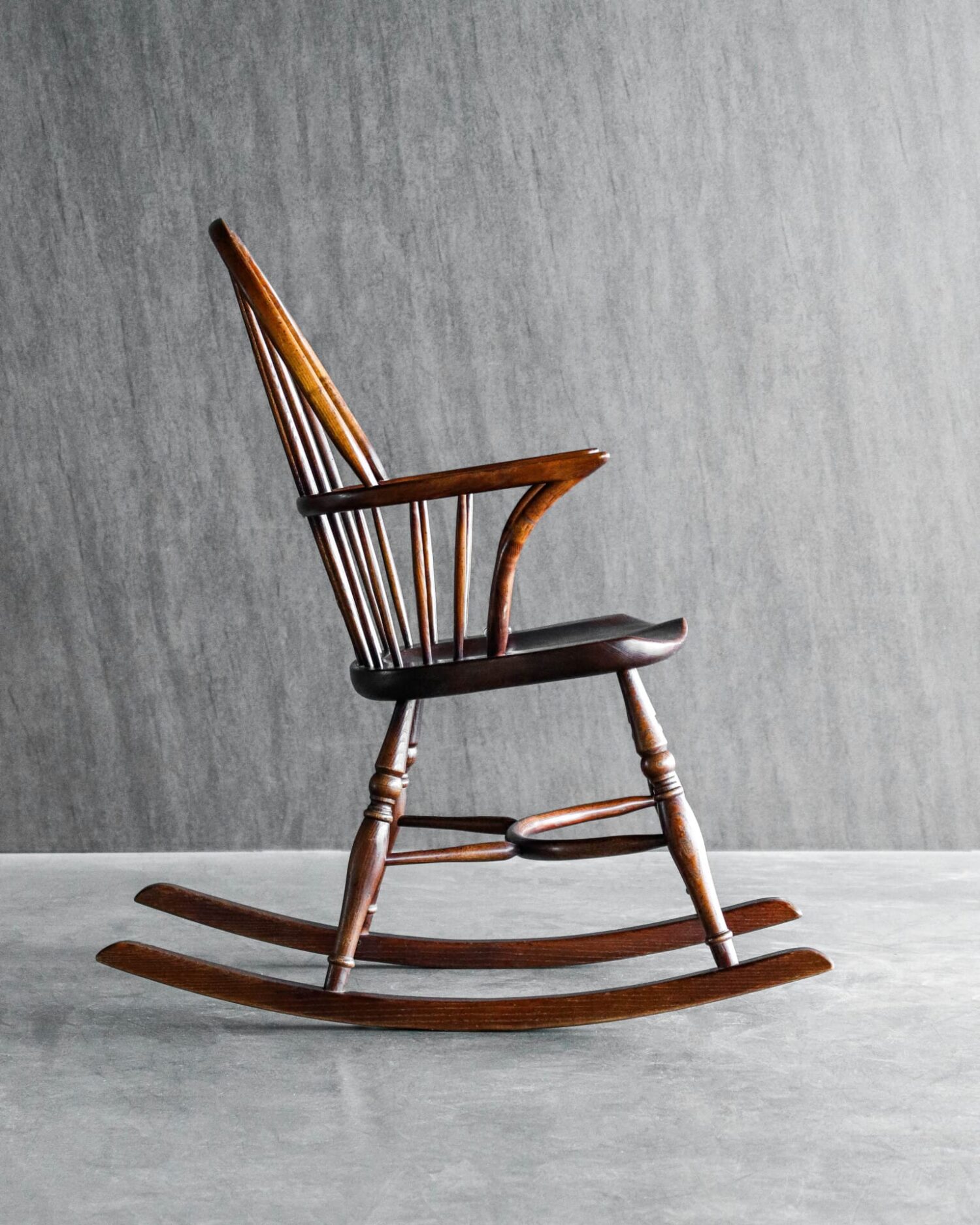 Windsor Sallanan Sandalye - Görsel 2