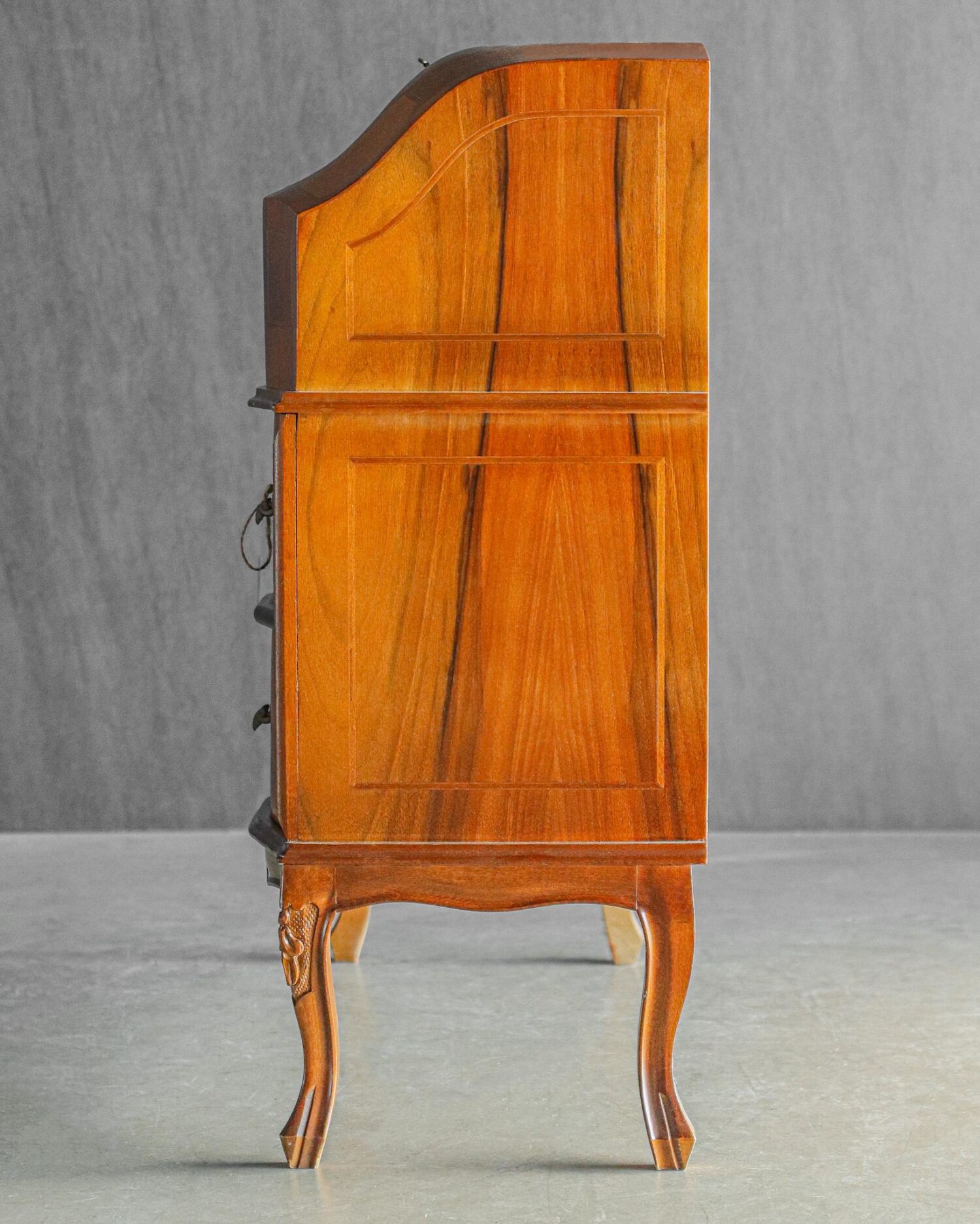 Marküterili Sekreter - Görsel 4