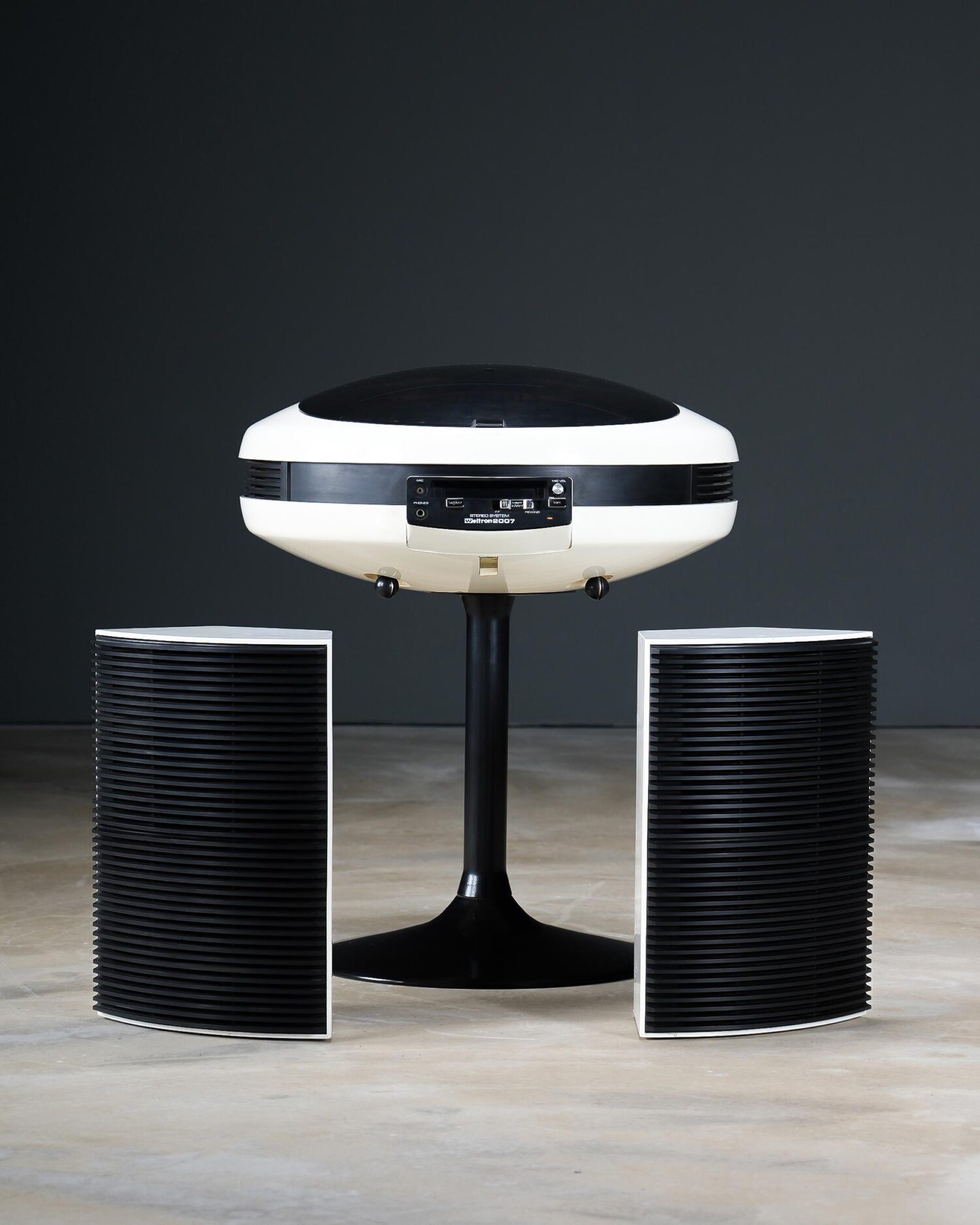 fc9f2508-1113-432e-8a91-82ee904084f1 𝕎𝕖𝕝𝕥𝕣𝕠𝕟 𝟚𝟘𝟘𝟝 Stereo System - Görsel 1