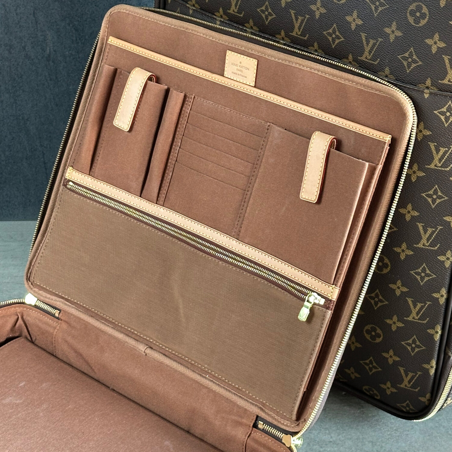 Louis Vuitton Valiz & Evrak Çantası - Görsel 6