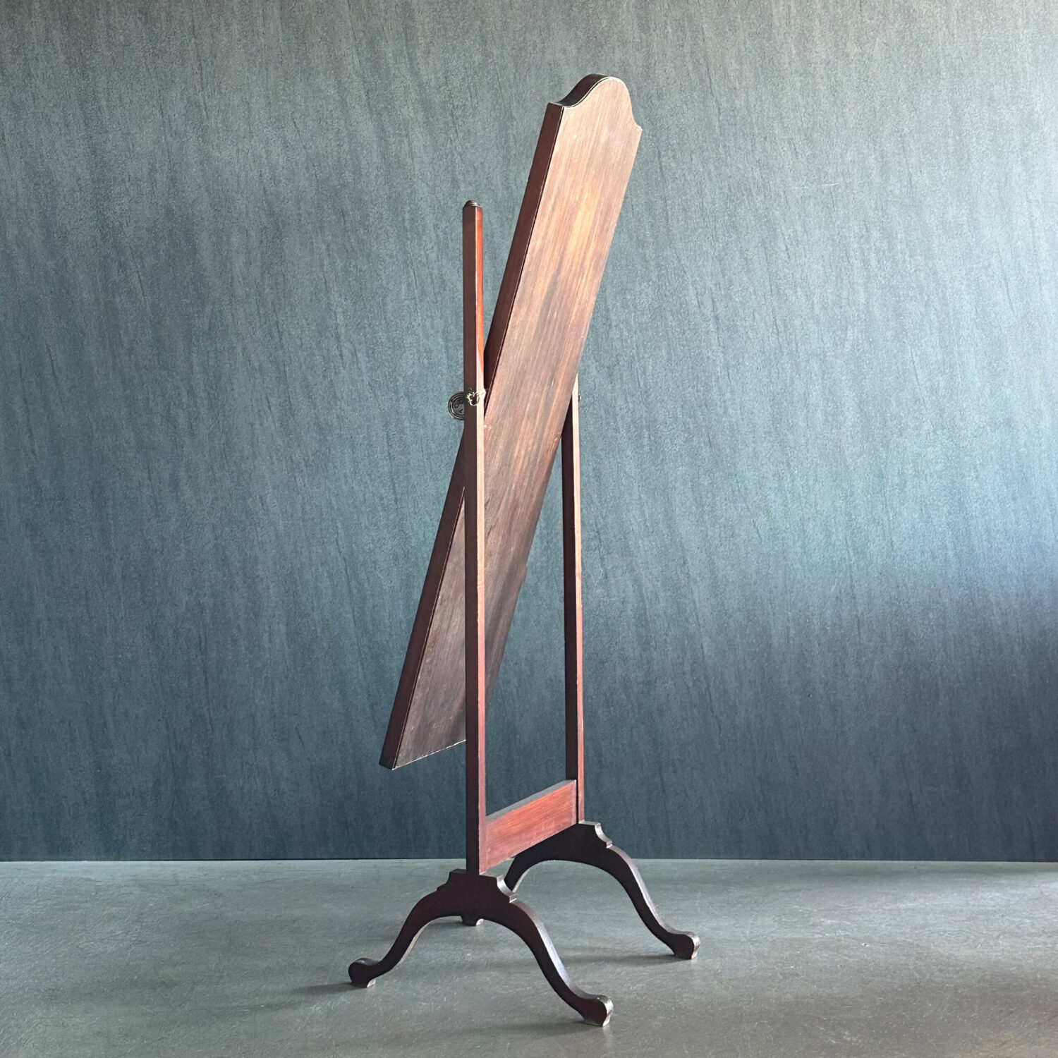 Ayaklı Boy Aynası - Görsel 3