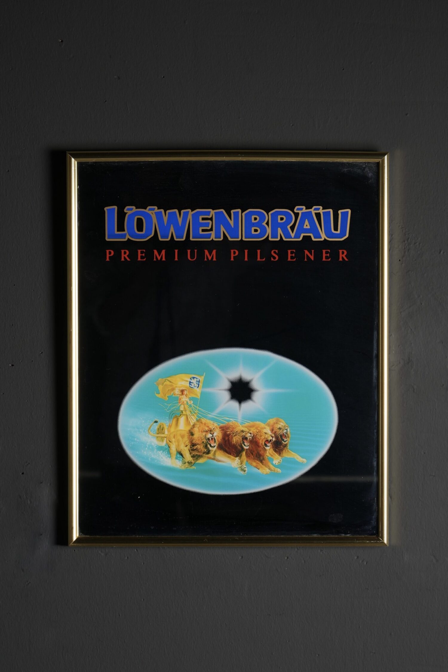 Löwenbrau Cam Altı Boyama Ayna - Görsel 1