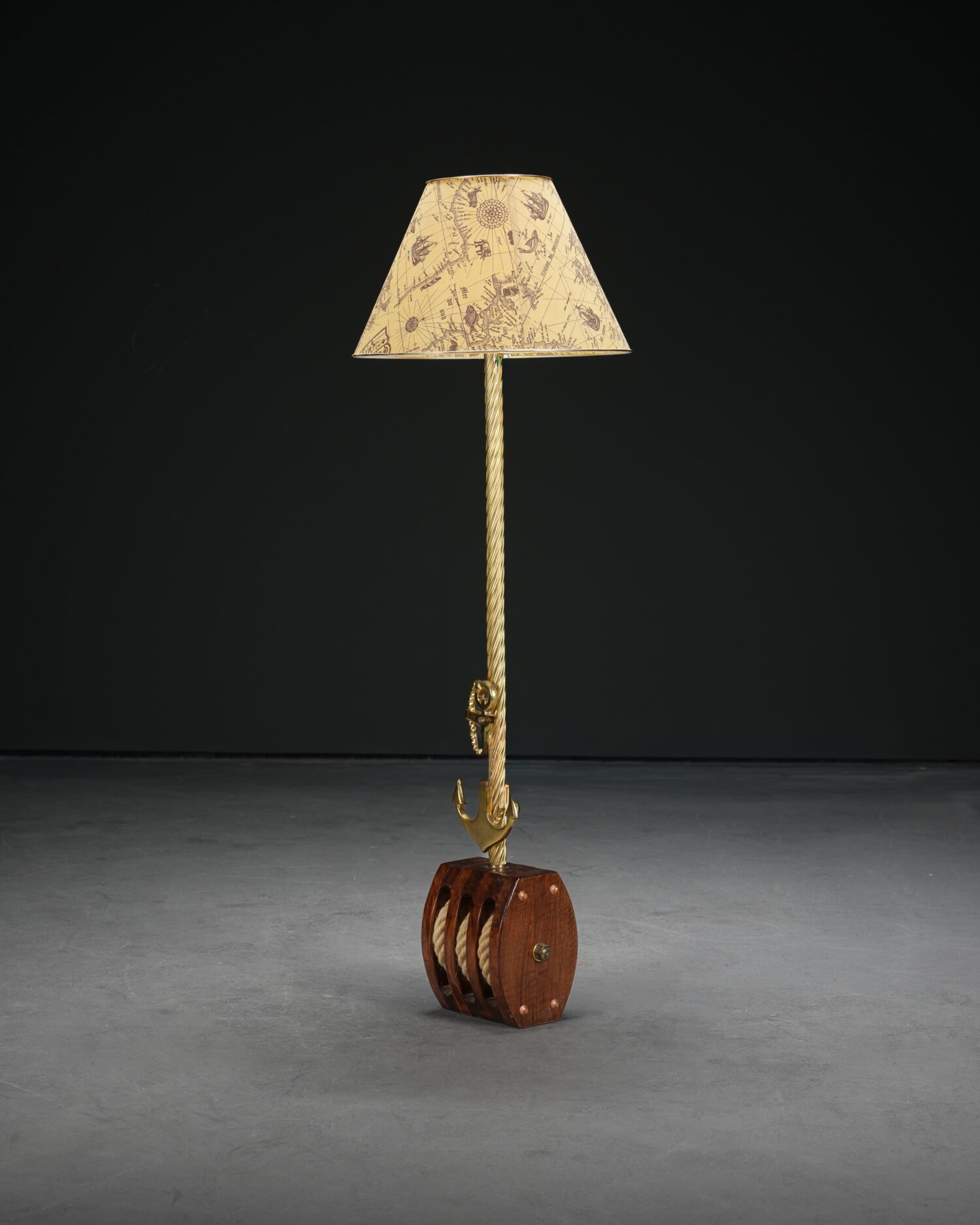 Palanga Ayaklı Marin Lambader - Görsel 3