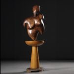 Kaideli Ahşap Kadın Heykeli