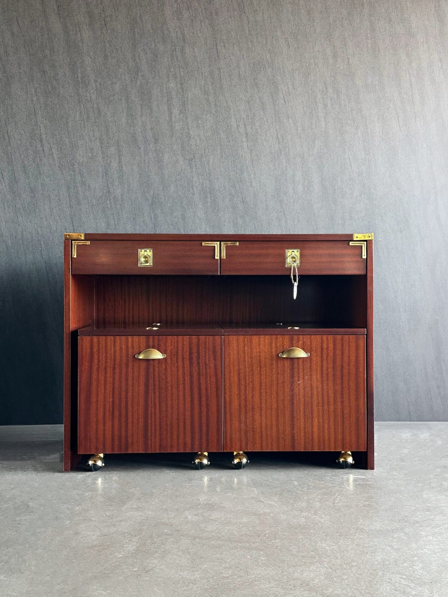 Military Campaing Kesonlu Çalışma Masası - Görsel 1