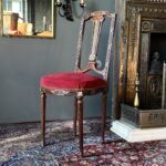 Bronz Kakmalı Ahşap Sandalye