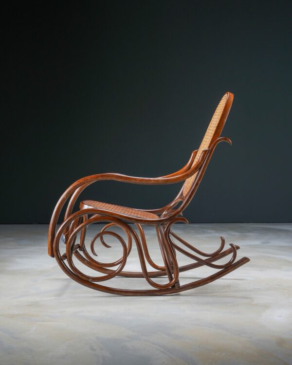 Thonet Sallanan Koltuk - Kod 3933
