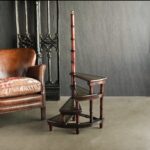 Kütüphane Merdiveni