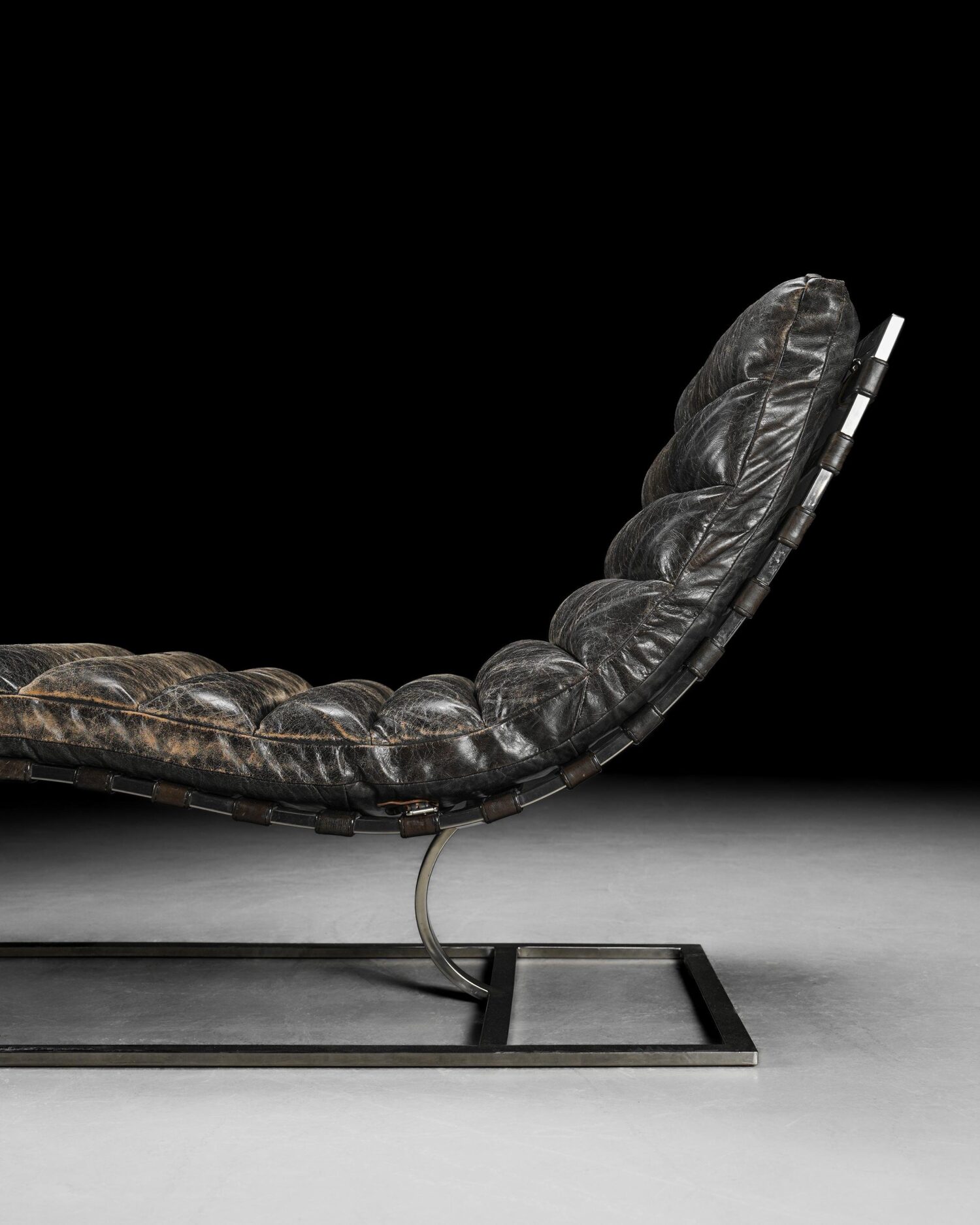 2025/09/1000218846-scaled.jpg Oviedo Chaise - Timothy Oulton - Görsel 4