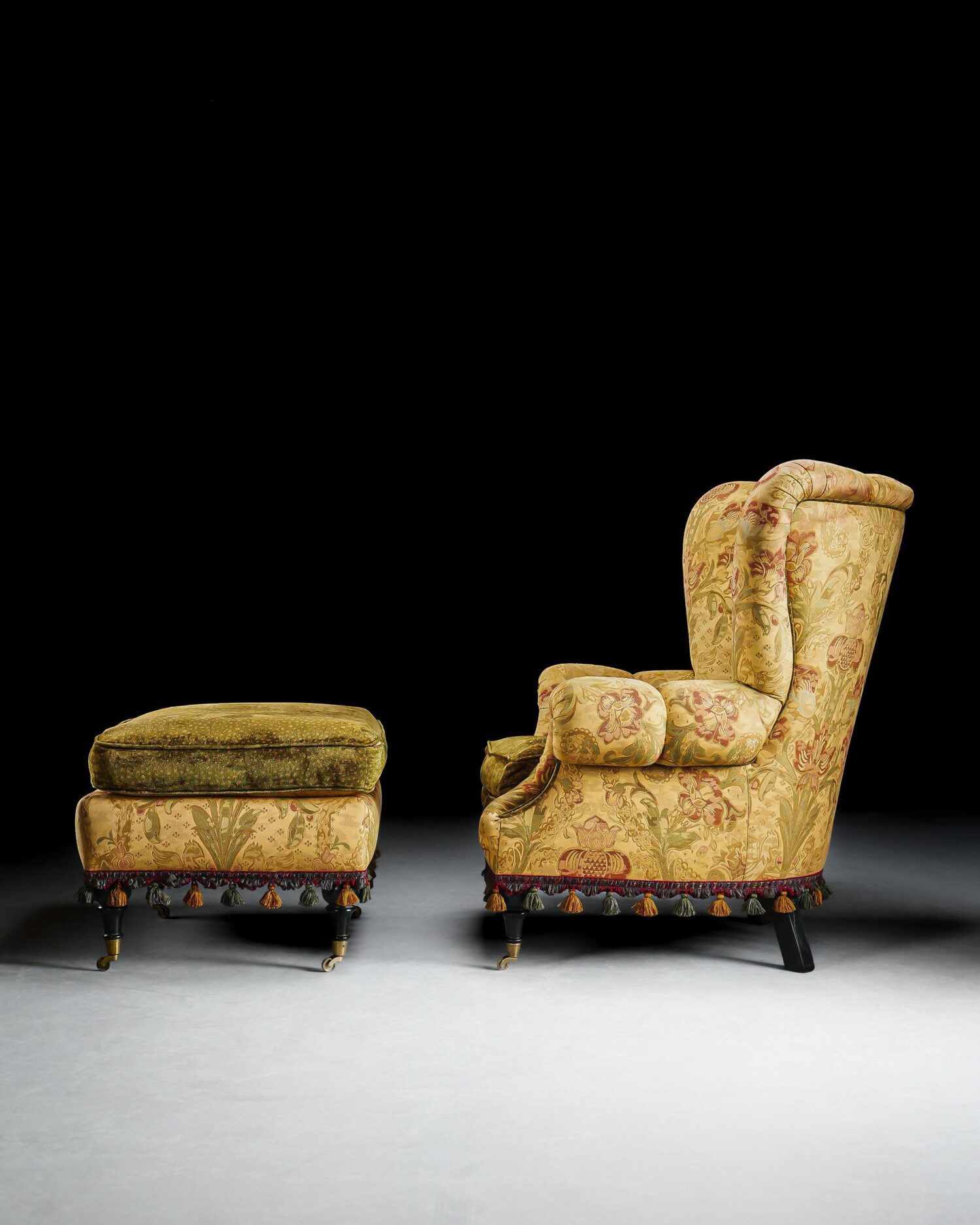 İstiridye Sırtlı Büyük Koltuk & Puf - Provasi, Italy - Görsel 5