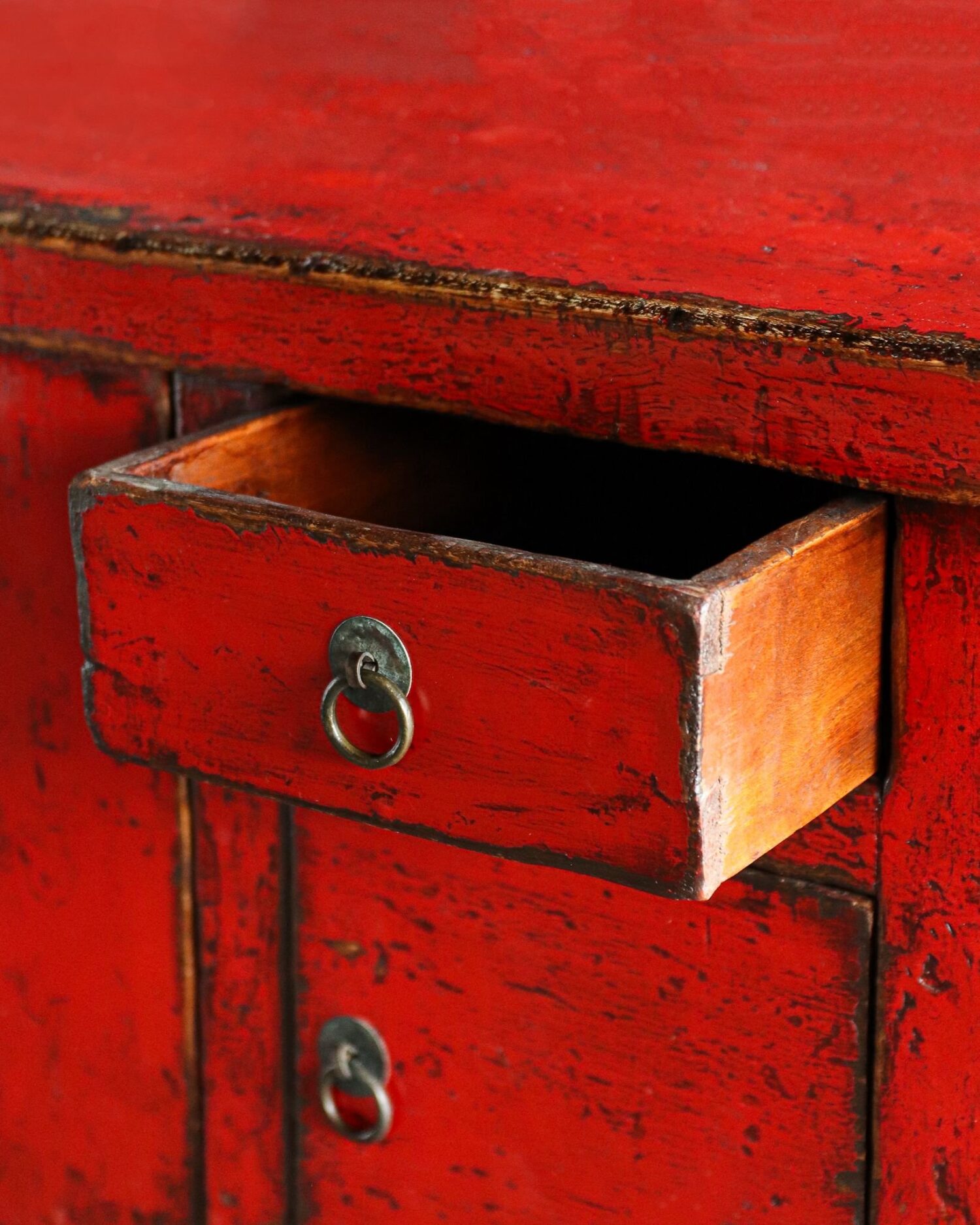 Kırmızı Çin Dolabı - Görsel 5