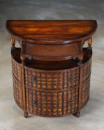 Theodore Alexander Yarım Ay Konsol - Görsel 3