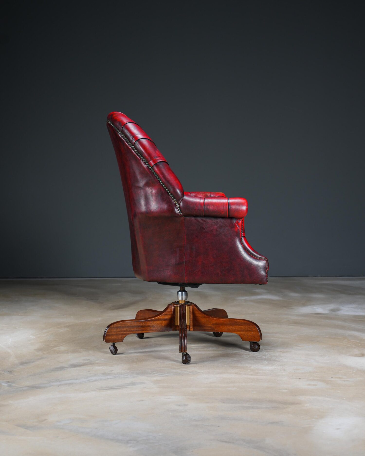 2025/09/1000227325-scaled.jpg Chesterfield Müdür Koltuğu - Görsel 4