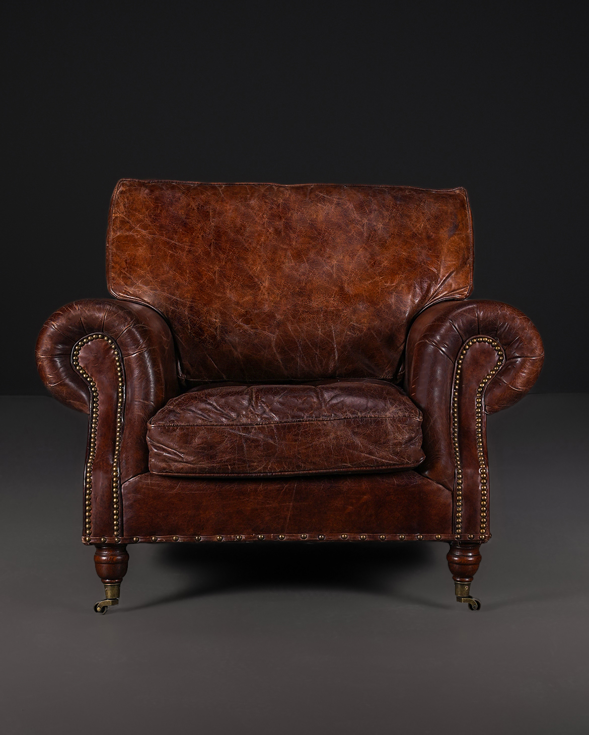 4315_1 Geniş İngiliz Club Tipi Deri Koltuk – Çift - Görsel 1