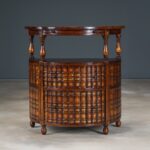 Theodore Alexander Yarım Ay Konsol