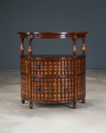 Theodore Alexander Yarım Ay Konsol