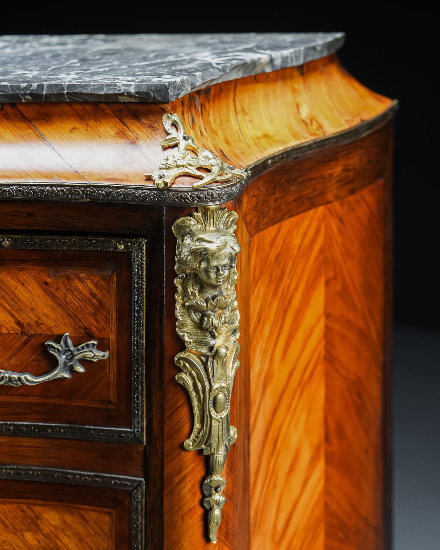 Marküterili Sekreter Şifonyer - Görsel 6