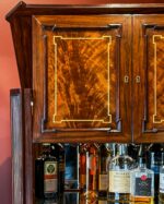 Theodore Alexander Bar Cabinet - Görsel 5