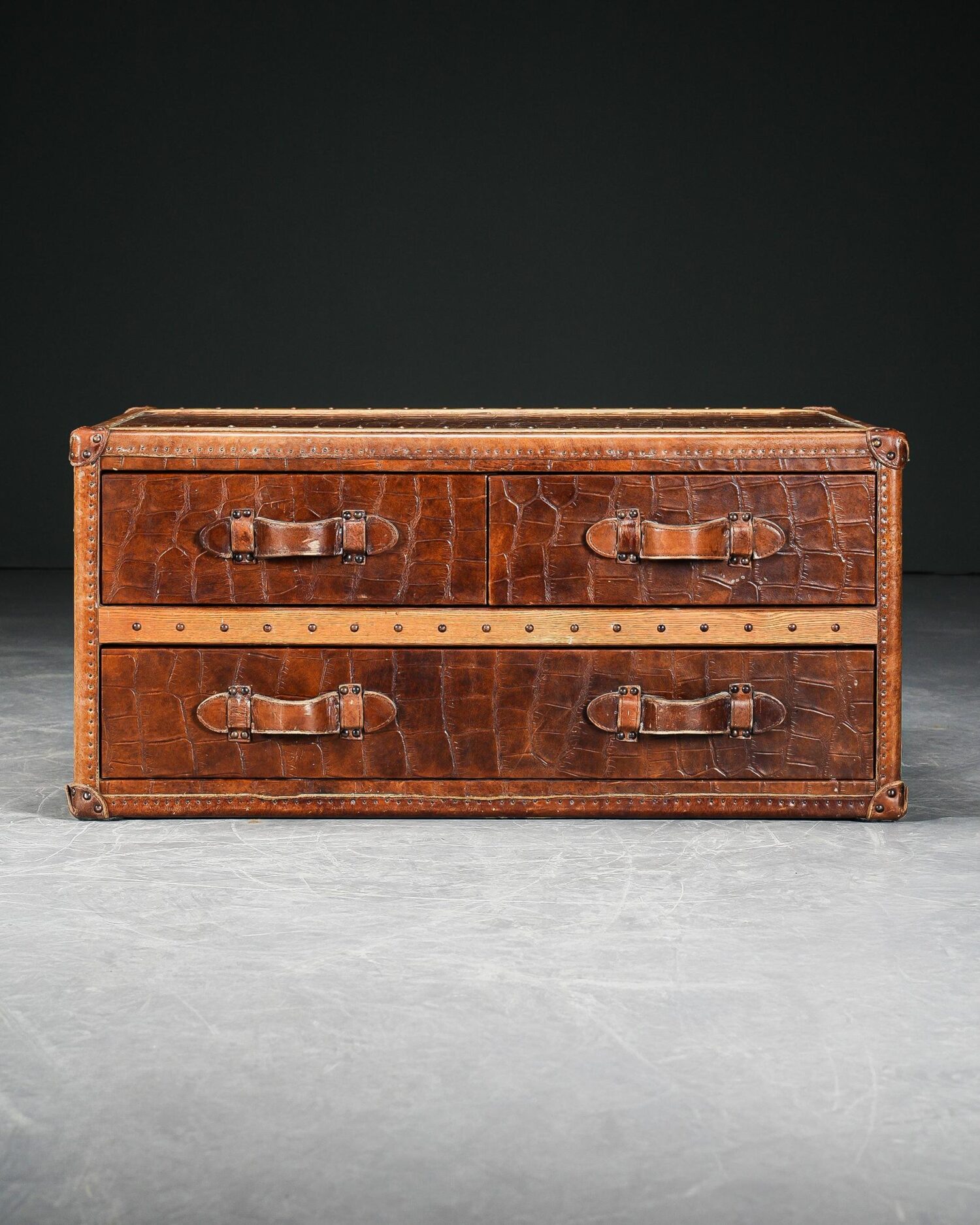 Timothy Oulton Stonyhurst Coffee Table - Görsel 2