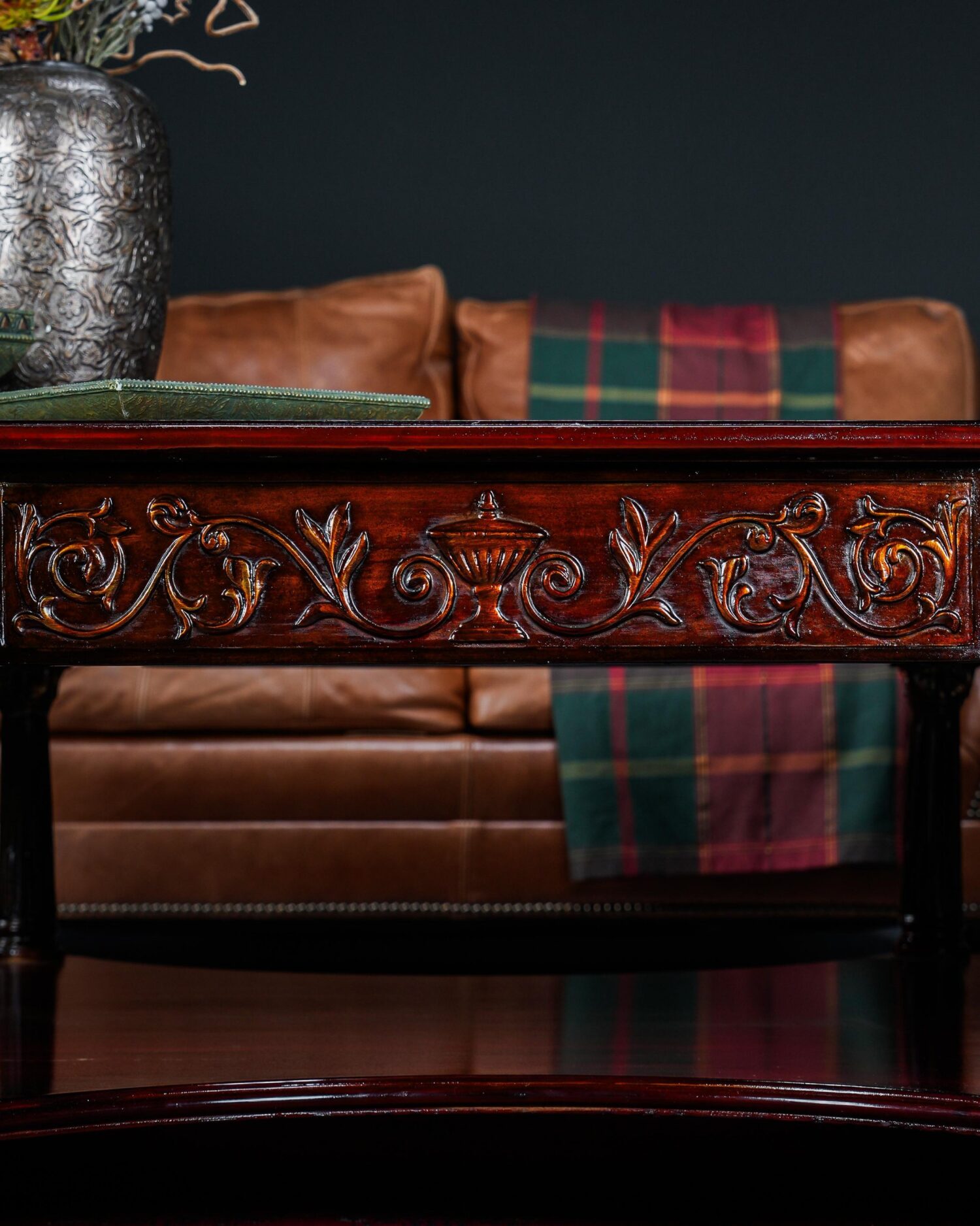 Theodore Alexander Orta Sehpa - Görsel 4