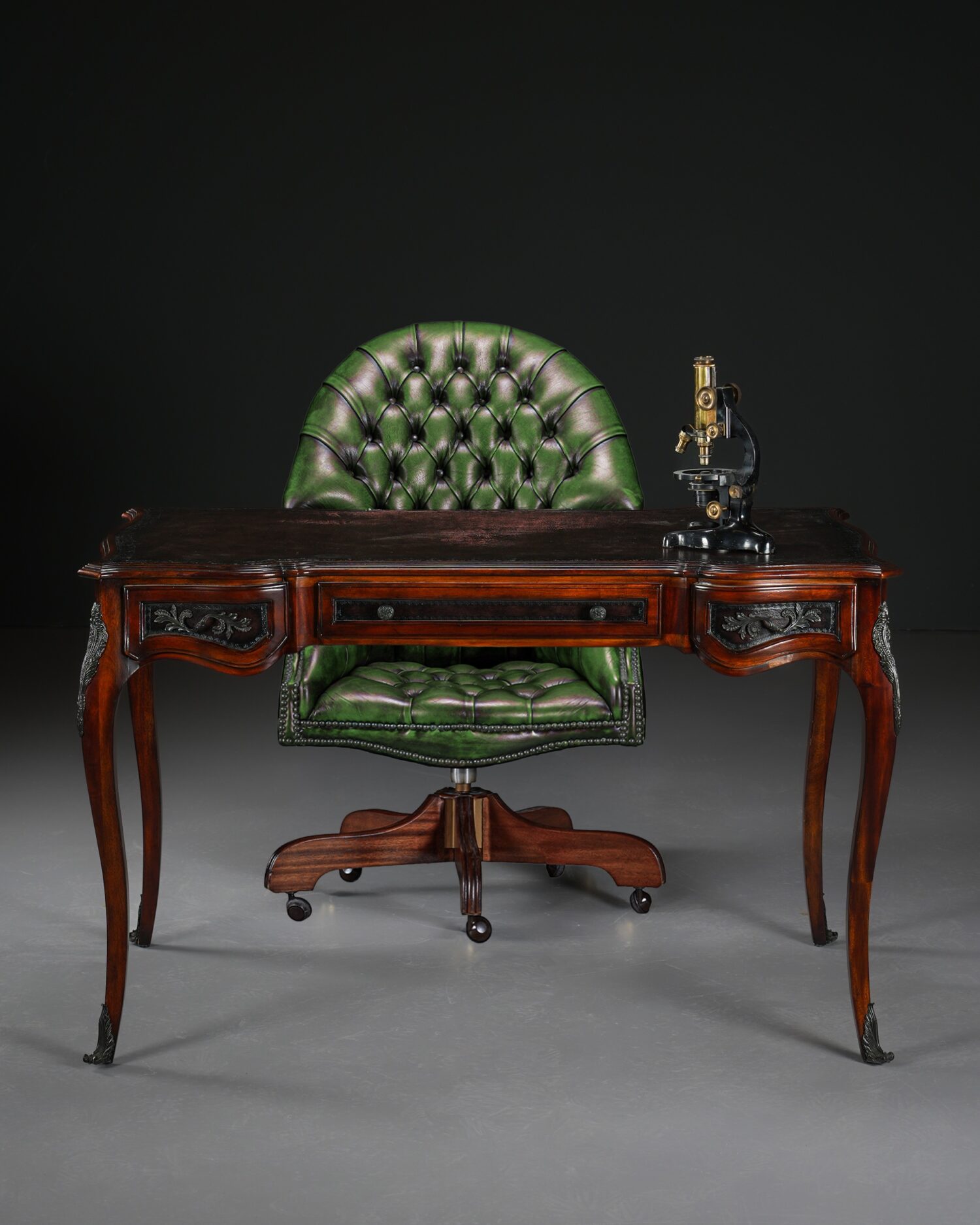 Theodore Alexander Yazı Masası - Görsel 1