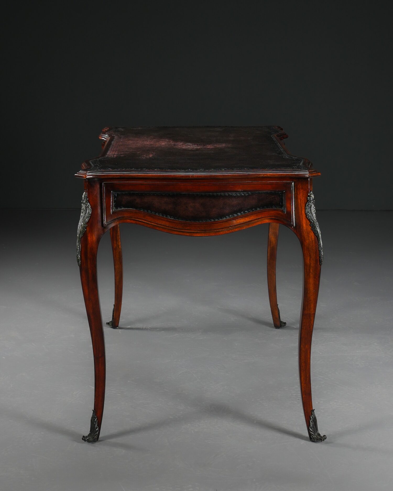 Theodore Alexander Yazı Masası - Görsel 4