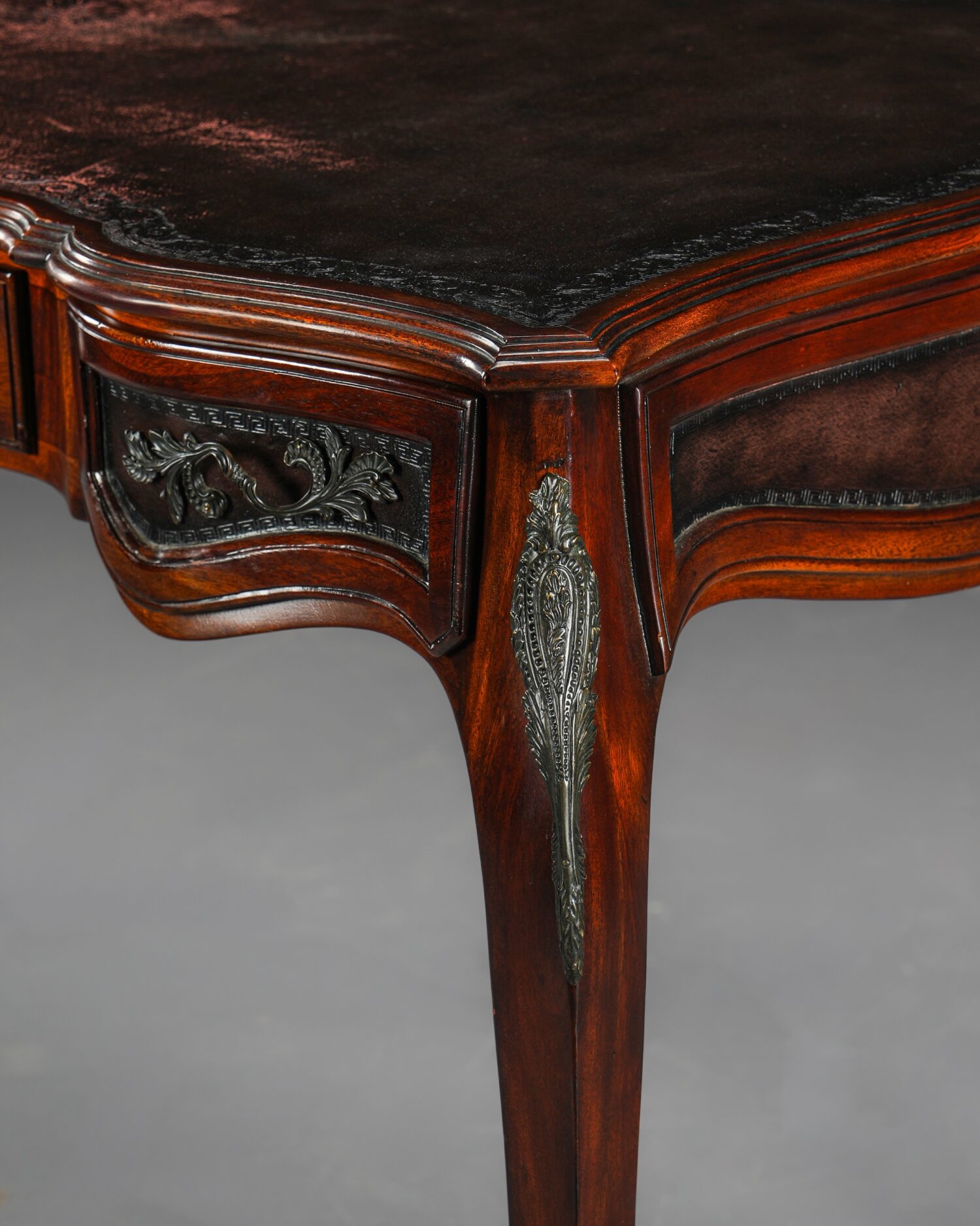 Theodore Alexander Yazı Masası - Görsel 7