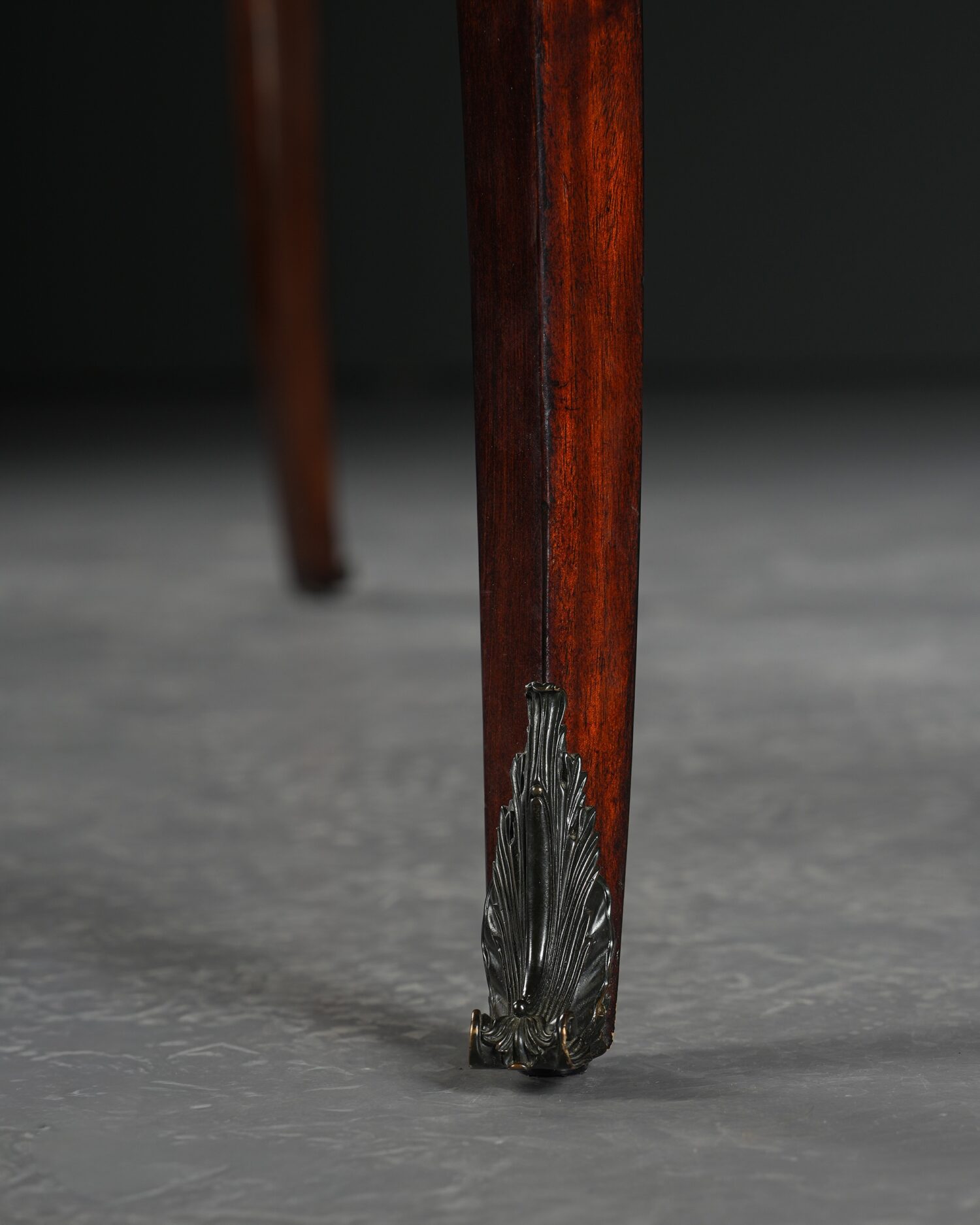 Theodore Alexander Yazı Masası - Görsel 8