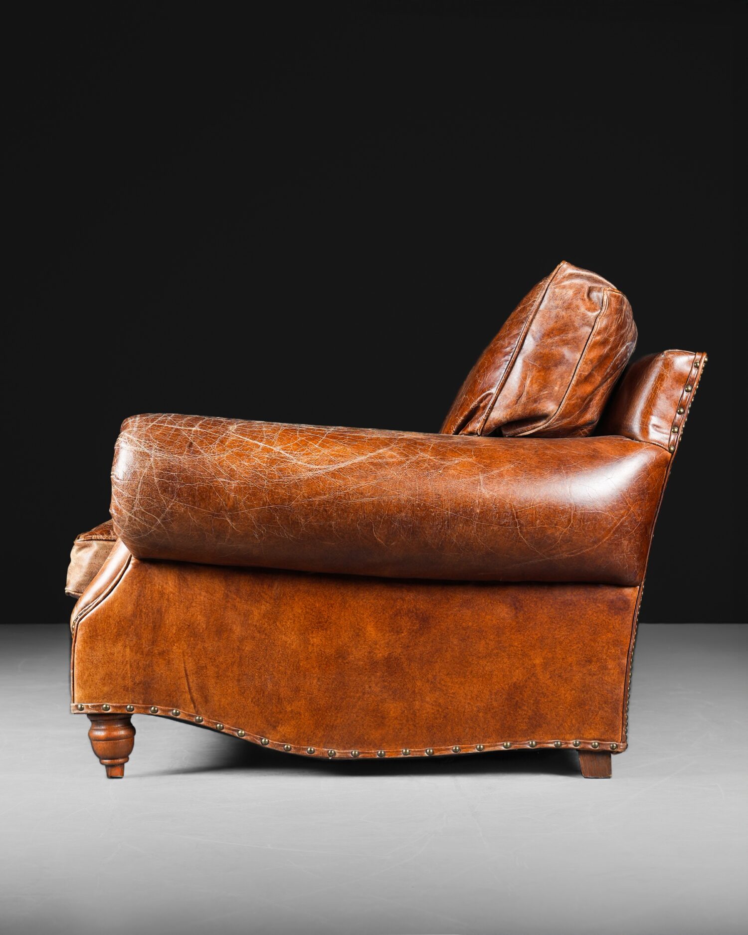 Balmoral Büyük Deri Kanepe - Görsel 3